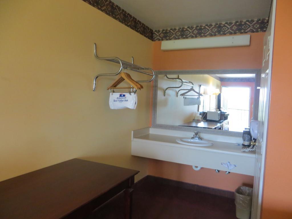 Americas Best Value Inn Ozark Zewnętrze zdjęcie